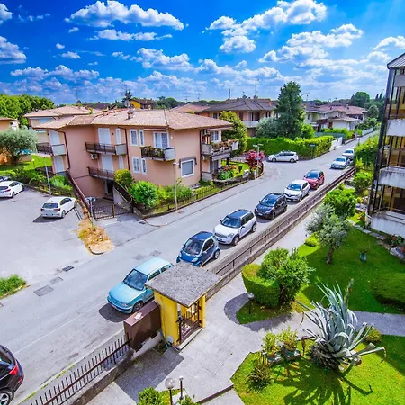 Apartment Balcone Vista Lago! Dimora Aurelia Con Piscina *