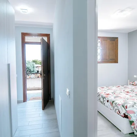 Balcone Vista Lago! Dimora Aurelia Con Piscina Appartement Desenzano del Garda