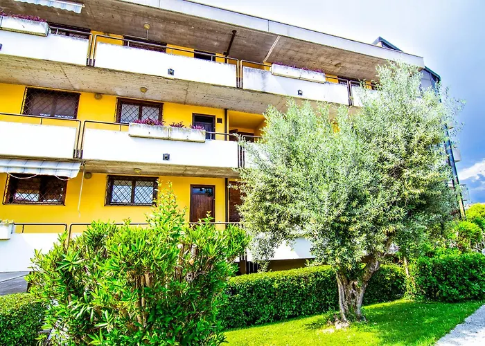 Balcone Vista Lago! Dimora Aurelia Con Piscina Apartment