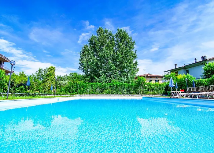 Balcone Vista Lago! Dimora Aurelia Con Piscina Apartment