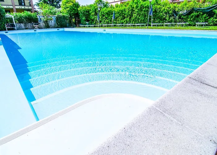 Apartment Balcone Vista Lago! Dimora Aurelia Con Piscina
